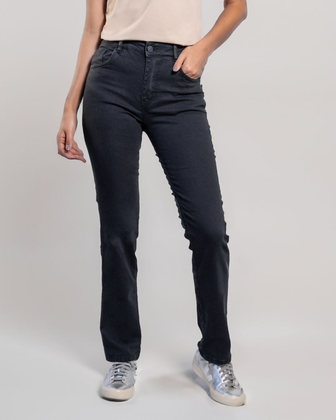 Black Straight Boot Elastic Jeans