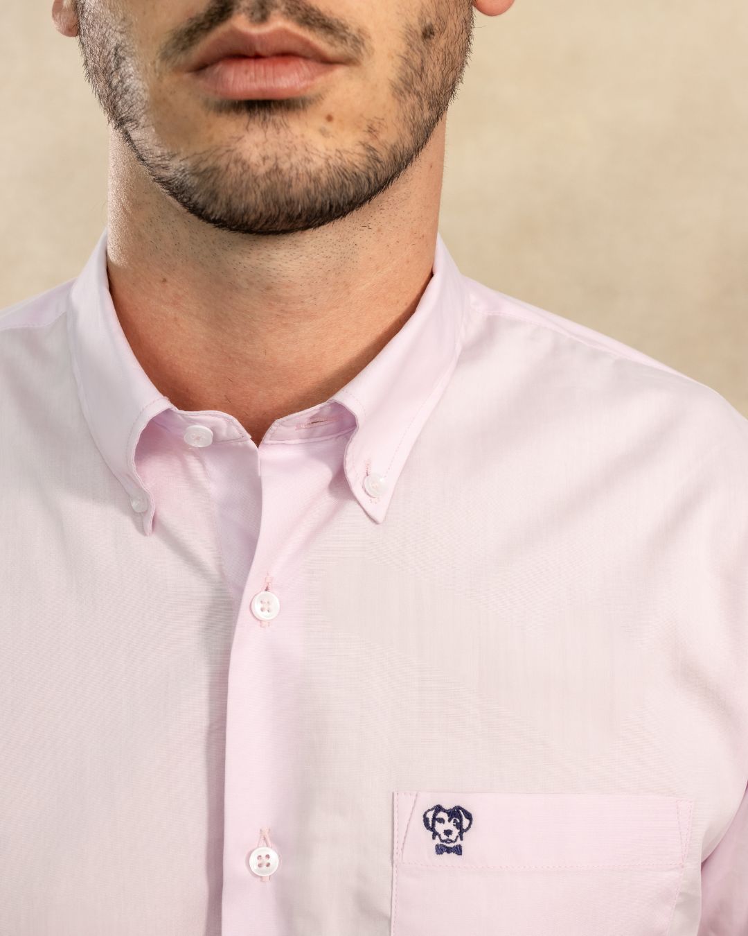 Light Pink Stain-Resistant Poplin Shirt with Pocket and Blue Logo